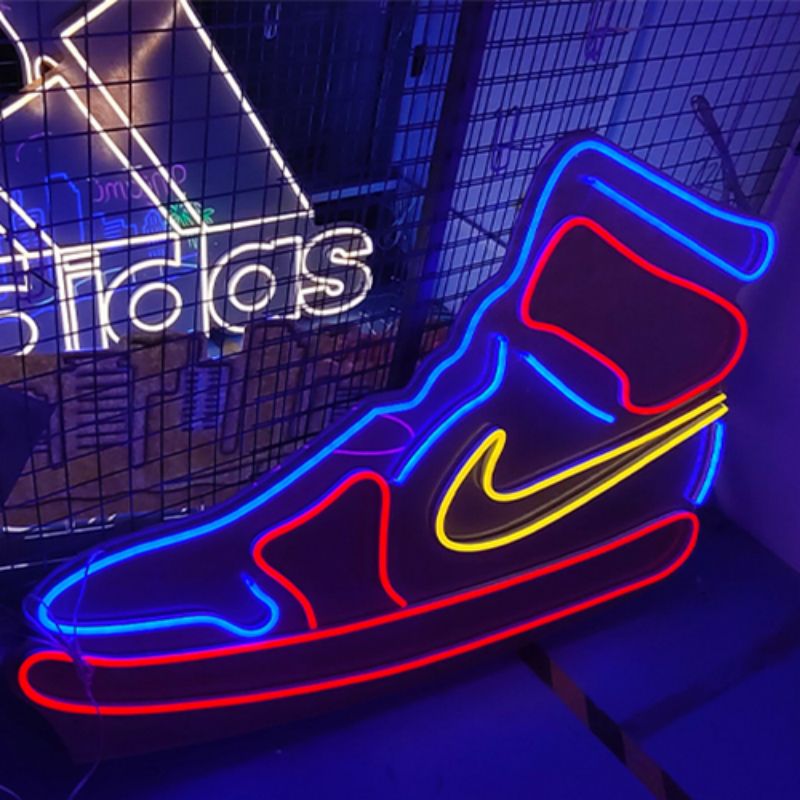 Nike apavi neona izkārtnes siena dec4