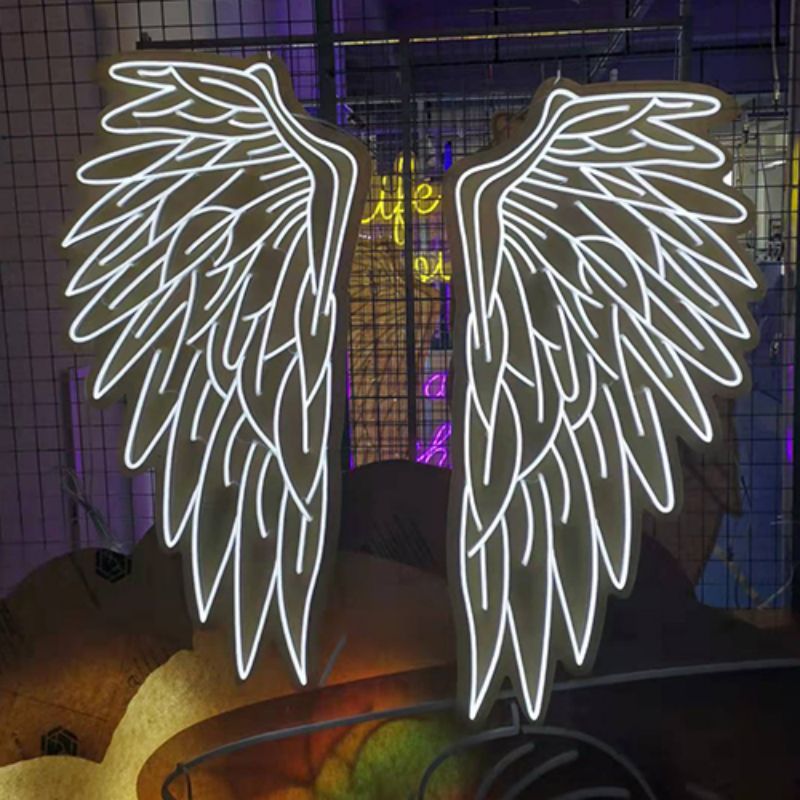 ფრთები ნეონის ნიშანი ანგელოზის ბუმბული 3